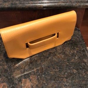 Mat and Nat purse